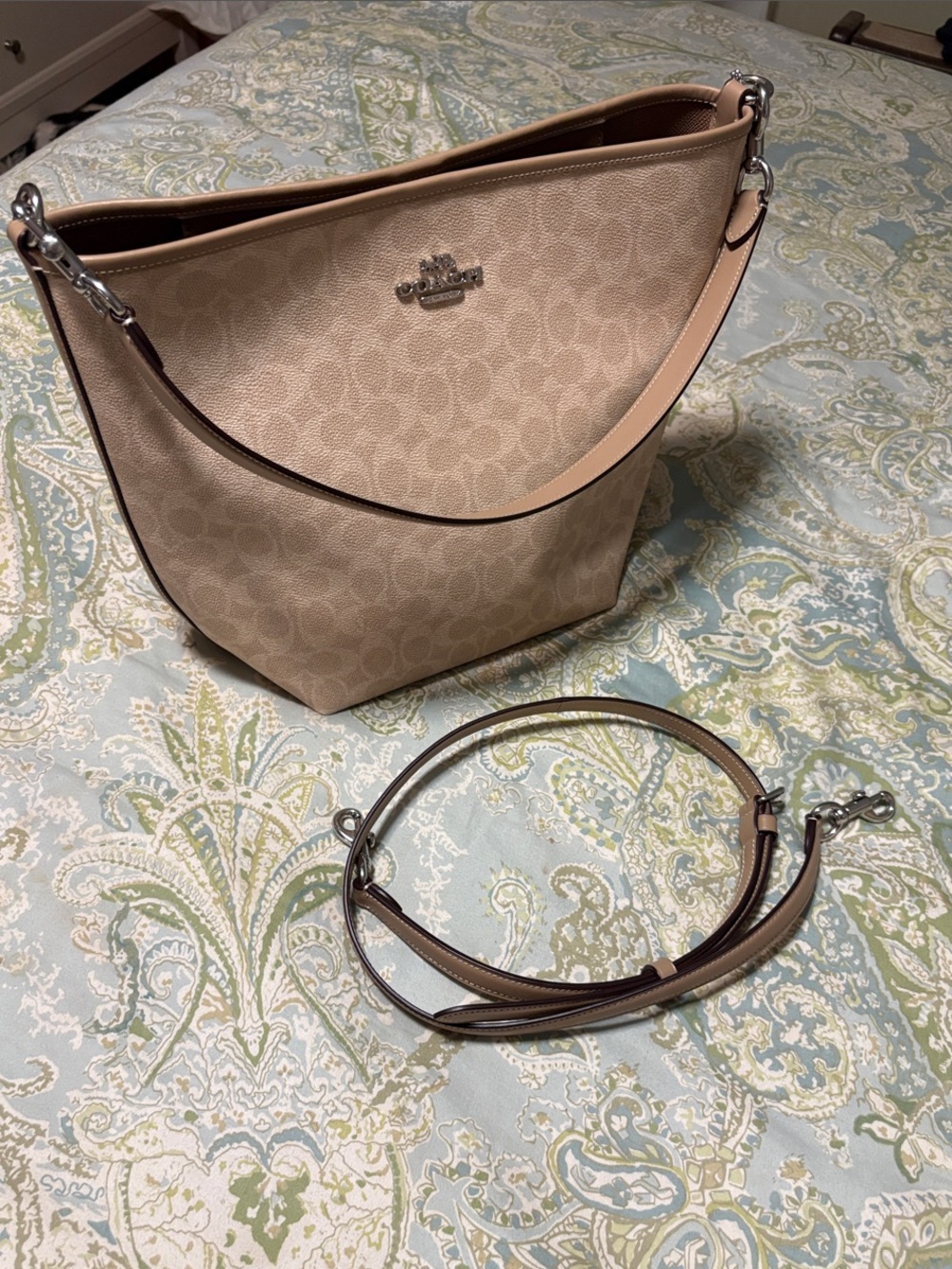 Coach Beige Signature Hobo Shoulder or crossbody bag w/ 2 different straps NWOT